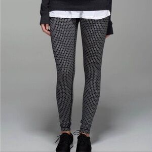 Lululemon Black & Gray Geometric Pattern Wonder Under Leggings size 4